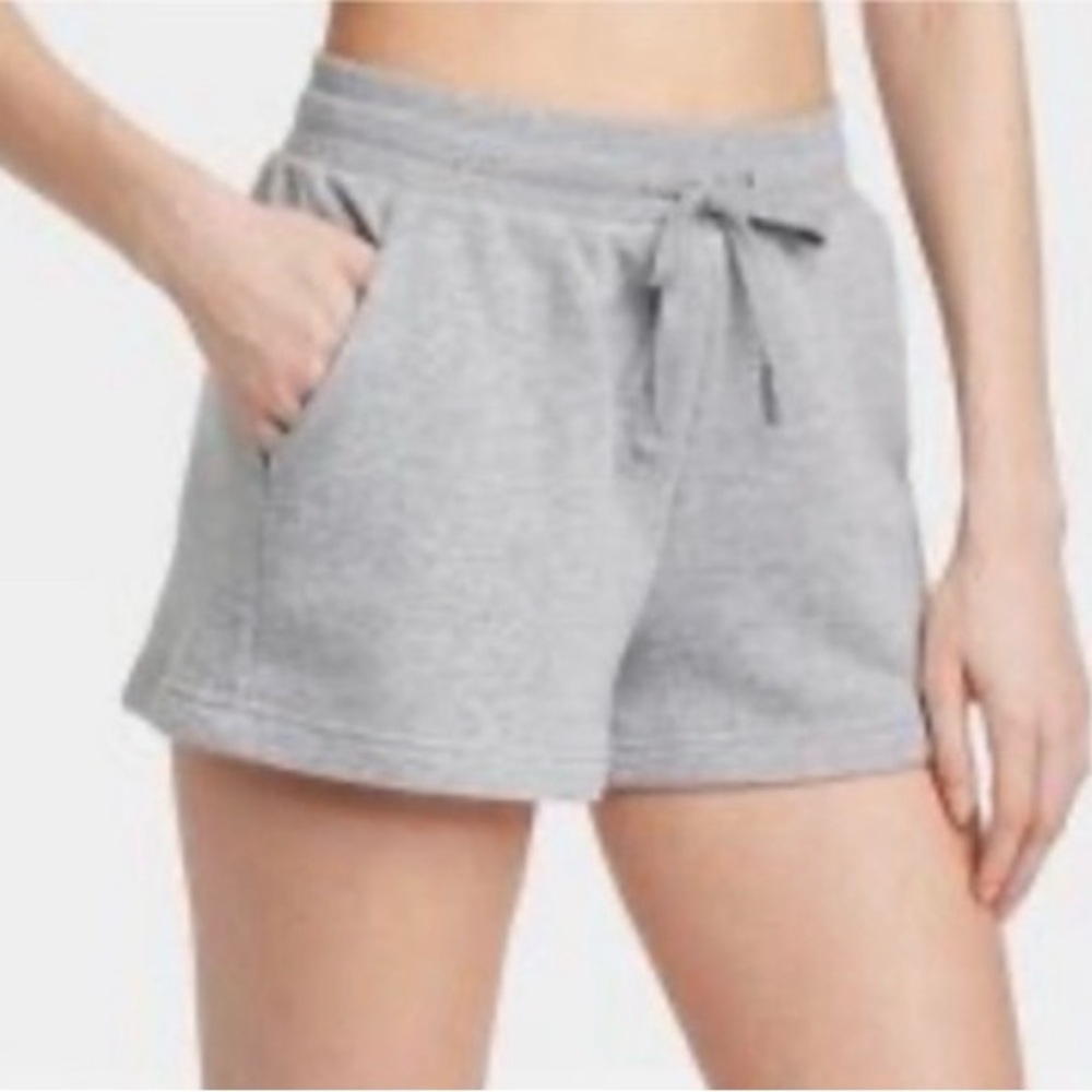 NWT Colsie Lounge Comfy Sleep Fleece Shorts Sz Medium Heather Gray